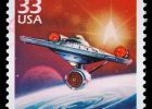 Frimärke med ett Star Trek-rymdskepp